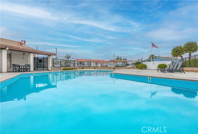 Detail Gallery Image 26 of 29 For 122 Hornbeam, Fountain Valley,  CA 92708 - 3 Beds | 2 Baths