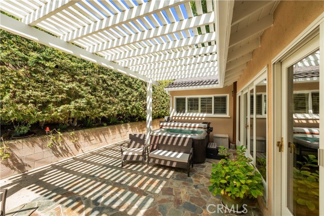 Detail Gallery Image 27 of 33 For 3629 Loadstone Dr, Sherman Oaks,  CA 91403 - 3 Beds | 2 Baths
