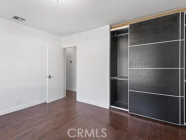 https://media.crmls.org/medias/4d9d1605-cb67-42d4-8d6c-4609380f66fc.jpg?preset=X-Large