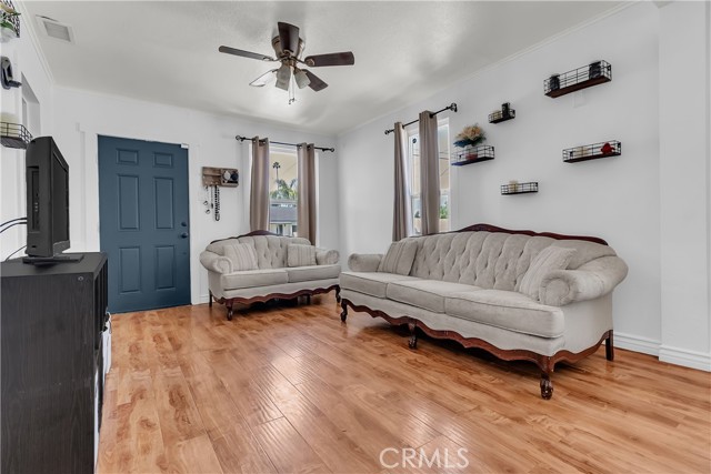 Detail Gallery Image 3 of 18 For 3875 Everest Ave, Riverside,  CA 92503 - 2 Beds | 1 Baths