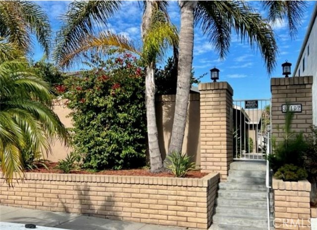 MLS# OC23118793