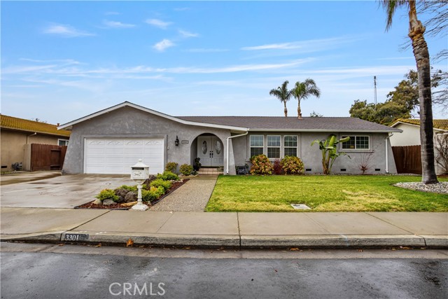 Detail Gallery Image 1 of 29 For 3301 N Olive Ave, Turlock,  CA 95382 - 3 Beds | 2 Baths