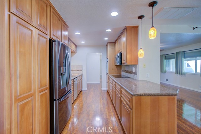 Detail Gallery Image 16 of 47 For 3728 Fuchsia Ln, Modesto,  CA 95356 - 3 Beds | 2 Baths