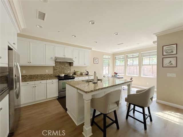 Detail Gallery Image 4 of 32 For 59 Coleridge, Irvine,  CA 92620 - 3 Beds | 2/1 Baths