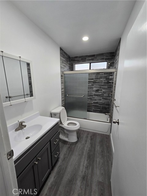 Detail Gallery Image 10 of 21 For 20983 E Covina Bld #J,  Covina,  CA 91724 - 2 Beds | 2 Baths