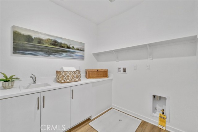 Detail Gallery Image 18 of 30 For 17941 Auger Lane, Huntington Beach,  CA 92646 - 3 Beds | 2/1 Baths