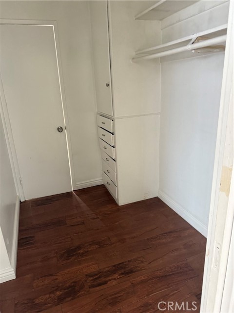 Detail Gallery Image 6 of 6 For 749 S Berendo St #5,  Los Angeles,  CA 90005 - 0 Beds | 1 Baths