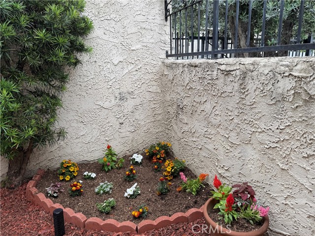 Detail Gallery Image 18 of 22 For 9025 Willis Ave #141,  Panorama City,  CA 91402 - 3 Beds | 2 Baths