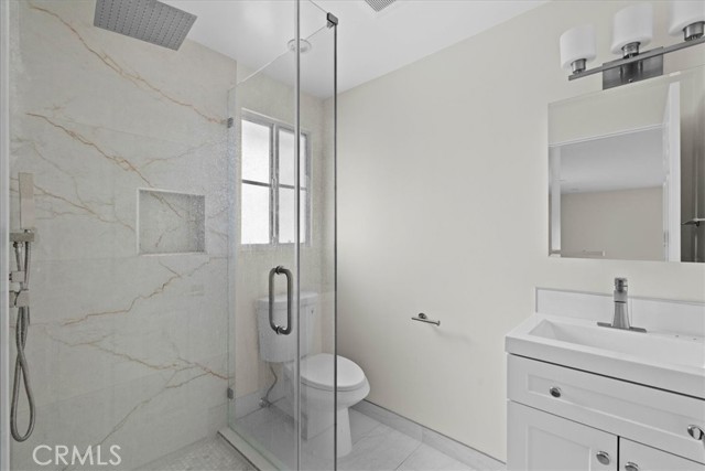 Detail Gallery Image 8 of 33 For 15952 Simonds, Granada Hills,  CA 91344 - 4 Beds | 2 Baths