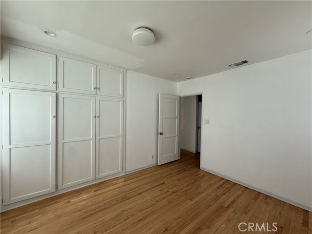 Detail Gallery Image 15 of 23 For 8929 Rathburn Ave, Northridge,  CA 91325 - 3 Beds | 2 Baths