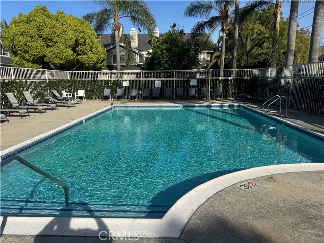 Detail Gallery Image 30 of 32 For 22031 Main, Carson,  CA 90745 - 2 Beds | 2 Baths