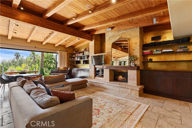 Detail Gallery Image 18 of 61 For 27409 Pacific Coast Hwy, Malibu,  CA 90265 - 4 Beds | 4 Baths