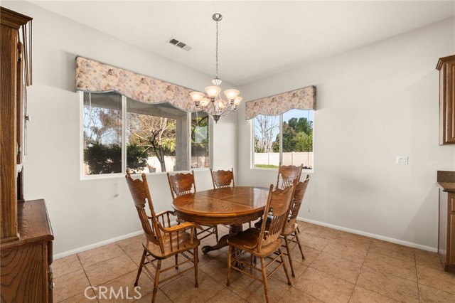 Detail Gallery Image 23 of 65 For 4683 Viaggio Cir, Jurupa Valley,  CA 92509 - 4 Beds | 2/1 Baths