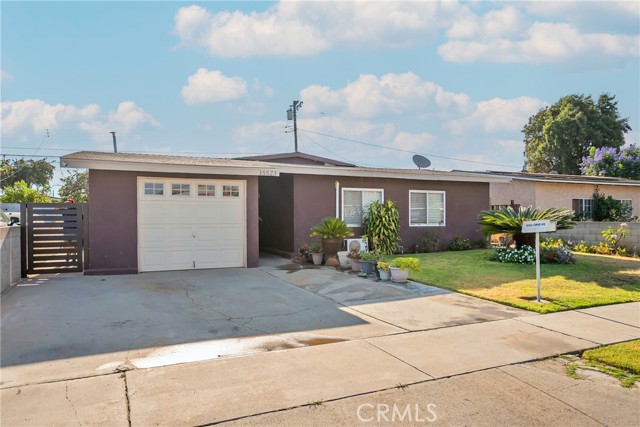 15523 Cameo Avenue, Norwalk, California 90650, 4 Bedrooms Bedrooms, ,2 BathroomsBathrooms,Single Family Residence,For Sale,Cameo,DW24152277