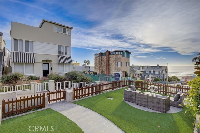 129 8th Street, Manhattan Beach, California 90266, 5 Bedrooms Bedrooms, ,3 BathroomsBathrooms,Residential,Sold,8th Street,SB23211315