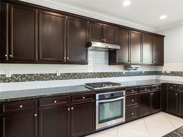 28002 Kenny Lane, Saugus CA: https://media.crmls.org/medias/4dab040d-1fd4-4b56-ad57-f62accfa49d7.jpg
