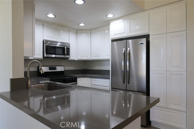 Front Image Thumbnail for CRNP26186259
