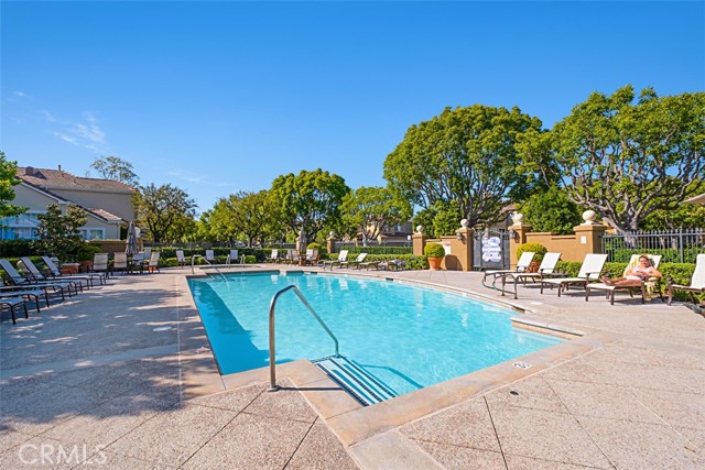 20 Fecamp, Newport Coast CA: https://media.crmls.org/medias/4dab5c38-a52e-489d-895b-d635ea886140.jpg