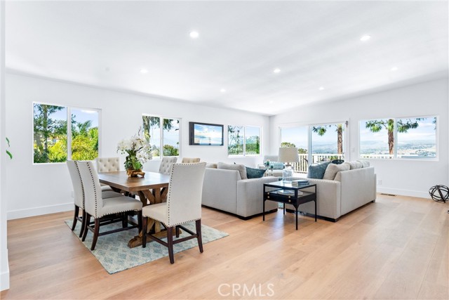 Detail Gallery Image 16 of 52 For 32862 Bluffside Dr, Dana Point,  CA 92629 - 4 Beds | 3 Baths