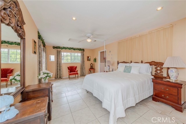 Detail Gallery Image 31 of 54 For 1511 W Hill Ave, Fullerton,  CA 92833 - 3 Beds | 3 Baths