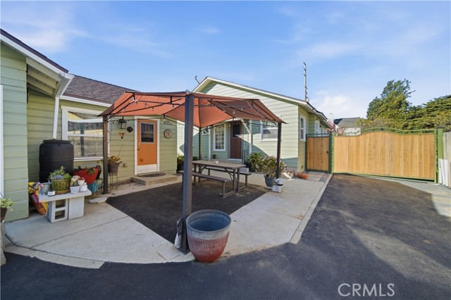 Detail Gallery Image 4 of 20 For 1298 W Baseline, Claremont,  CA 91711 - 2 Beds | 2 Baths