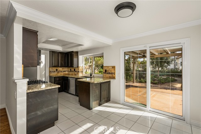 Detail Gallery Image 13 of 40 For 8216 E Flowerwood Ave, Orange,  CA 92869 - 4 Beds | 2/1 Baths