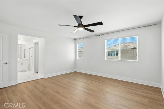 30248 Sunset Pier Drive, Menifee CA: https://media.crmls.org/medias/4dac3718-7445-4af1-b0be-9eebffa35f9f.jpg