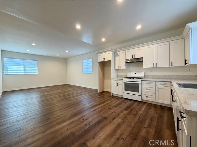 Image 1 of 11 For 9363 Walker Street