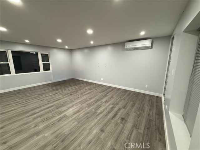 Detail Gallery Image 10 of 14 For 2321 W Avenue M4, Palmdale,  CA 93551 - 2 Beds | 2 Baths