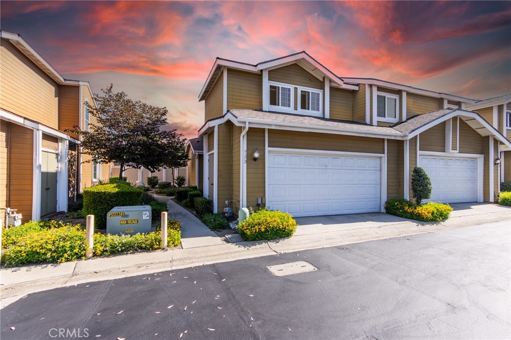 733 Lander Circle