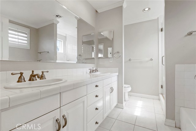 Detail Gallery Image 18 of 34 For 3327 California Ave, Signal Hill,  CA 90755 - 3 Beds | 2/1 Baths