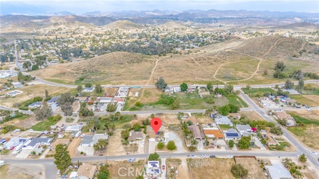 28755 Avenida Estrella, Menifee CA: https://media.crmls.org/medias/4daf7f80-05b7-46e4-a271-37af5cec62db.jpg