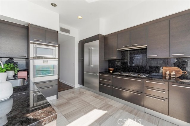 Detail Gallery Image 13 of 32 For 900 W Olympic, Los Angeles,  CA 90015 - 2 Beds | 3 Baths