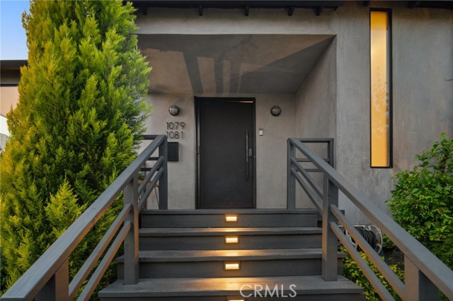 Detail Gallery Image 4 of 65 For 1079 San Jose Ave, Burbank,  CA 91501 - 4 Beds | 3/1 Baths