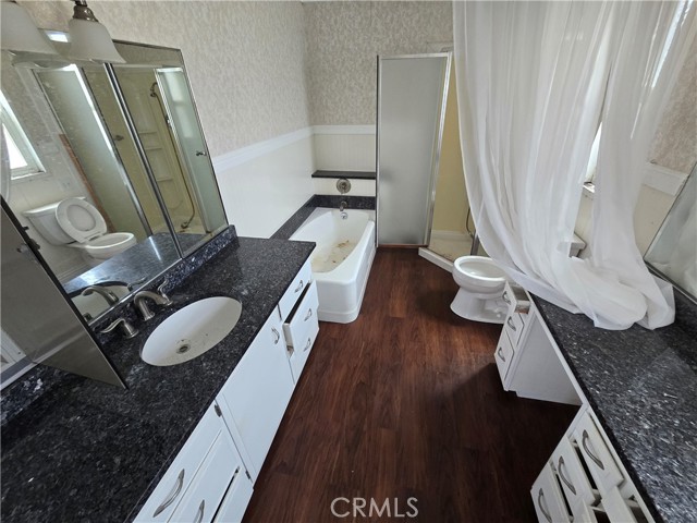 16222 Monterey Lane, Huntington Beach CA: https://media.crmls.org/medias/4db05f1f-418a-4a2a-b78e-40e3c8419733.jpg