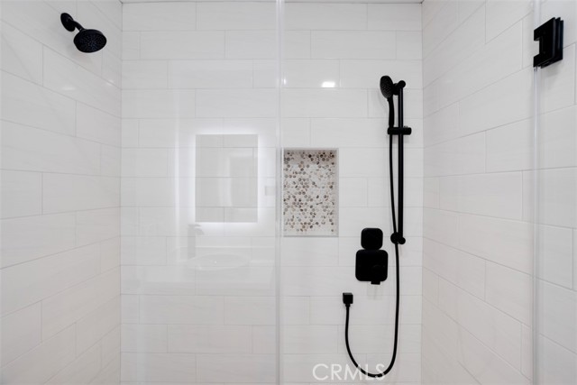 Detail Gallery Image 25 of 54 For 3932 Ocean Drive, Oxnard,  CA 93035 - 3 Beds | 2/1 Baths