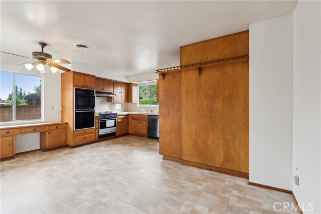 Detail Gallery Image 15 of 69 For 719 W Adams Park Dr, Covina,  CA 91722 - 3 Beds | 2 Baths