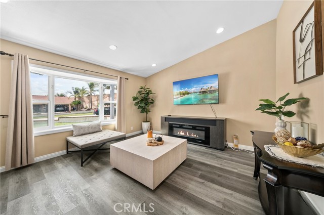 Detail Gallery Image 3 of 23 For 1306 Ajanta, Rowland Heights,  CA 91748 - 4 Beds | 2 Baths