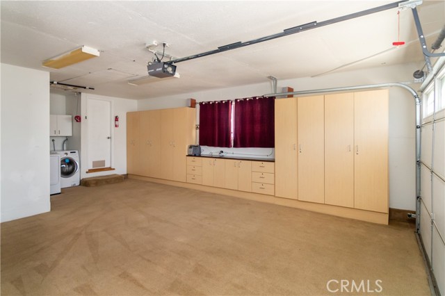 Detail Gallery Image 14 of 18 For 1033 Tapies Ct, Newbury Park,  CA 91320 - 3 Beds | 1/1 Baths