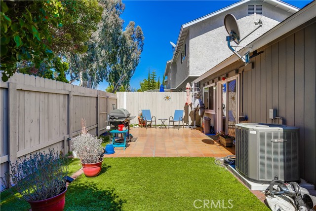 Detail Gallery Image 33 of 39 For 22887 Leo Ln #53,  Lake Forest,  CA 92630 - 2 Beds | 1/1 Baths
