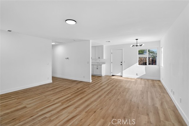 16280 Lorene Drive, Victorville CA: https://media.crmls.org/medias/4db3c4b9-3879-460d-9f28-051e45aa20b0.jpg