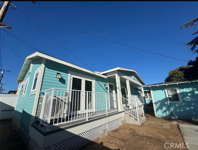 Detail Gallery Image 3 of 17 For 1319 Amapola Ave, Torrance,  CA 90501 - 2 Beds | 2 Baths