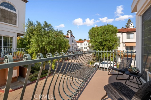 4db5dfad 15e1 4c6d B79f 5a8bac864705