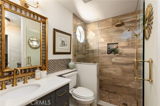 Detail Gallery Image 23 of 45 For 29122 Laurel Valley Dr, Vista,  CA 92084 - 2 Beds | 2 Baths