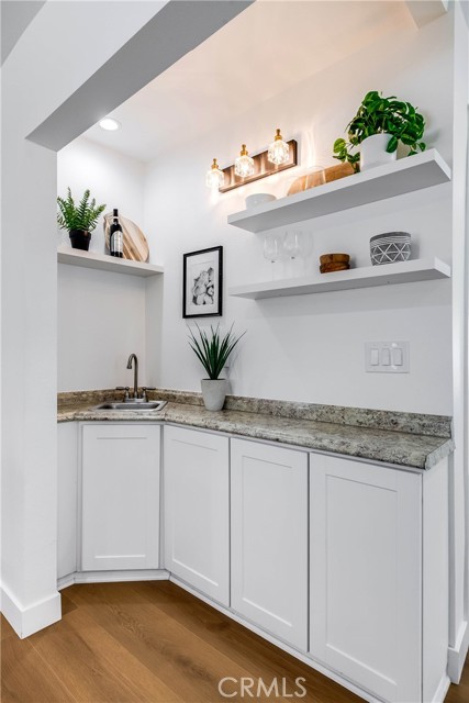 Detail Gallery Image 13 of 33 For 24224 Welby, West Hills,  CA 91307 - 4 Beds | 3 Baths