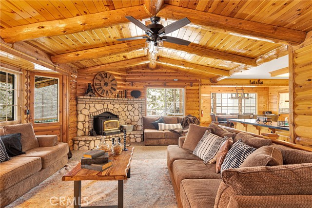 Detail Gallery Image 10 of 58 For 42363 Paramount Rd, Big Bear Lake,  CA 92315 - 3 Beds | 2 Baths