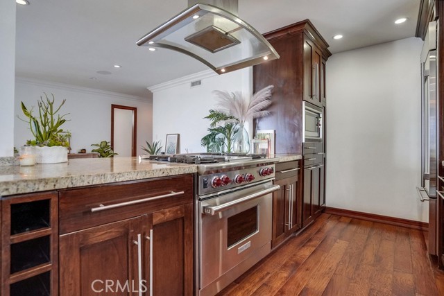 4230 The Strand, Manhattan Beach, California 90266, 3 Bedrooms Bedrooms, ,3 BathroomsBathrooms,Residential,Sold,The Strand,SB21190702