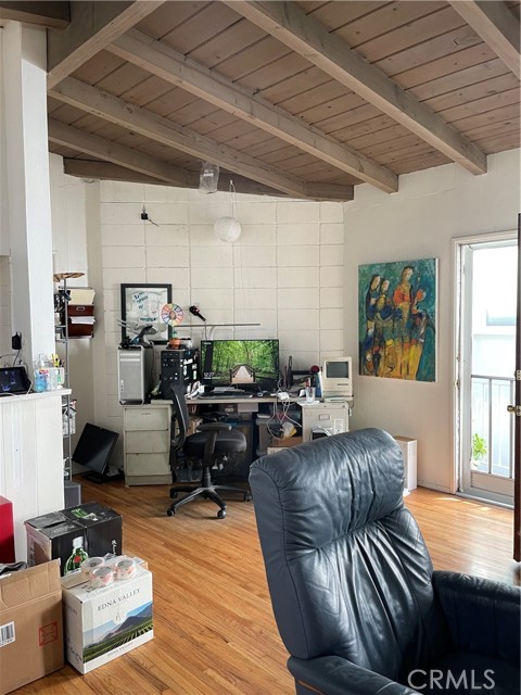 3217 Valley Drive, Manhattan Beach, California 90266, 3 Bedrooms Bedrooms, ,1 BathroomBathrooms,Residential,Sold,Valley,SB22022195