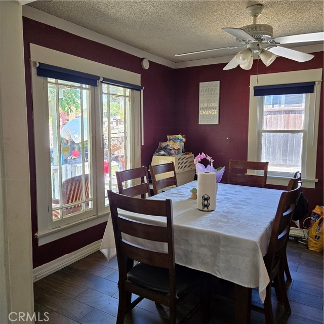 Detail Gallery Image 8 of 15 For 3928 La Crescenta Ave, Glendale,  CA 91020 - 2 Beds | 1 Baths