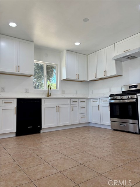 4162 Mcarthur Road, Riverside CA: https://media.crmls.org/medias/4db9282b-bd15-495e-acc0-11f7b5f08de9.jpg